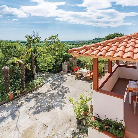 Awesome Home In Porec With House Sea View Buitenkant foto