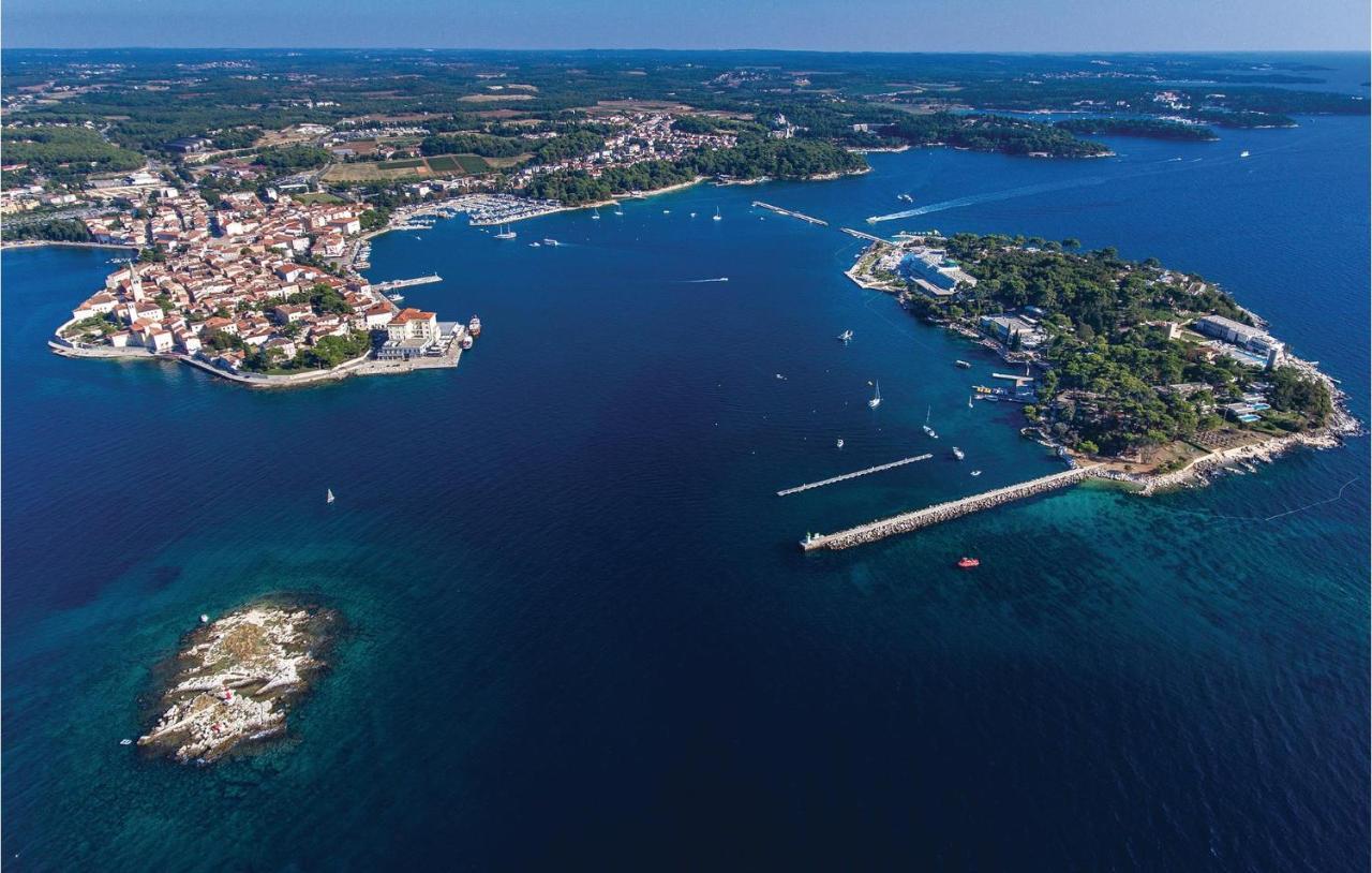 Awesome Home In Porec With House Sea View Buitenkant foto